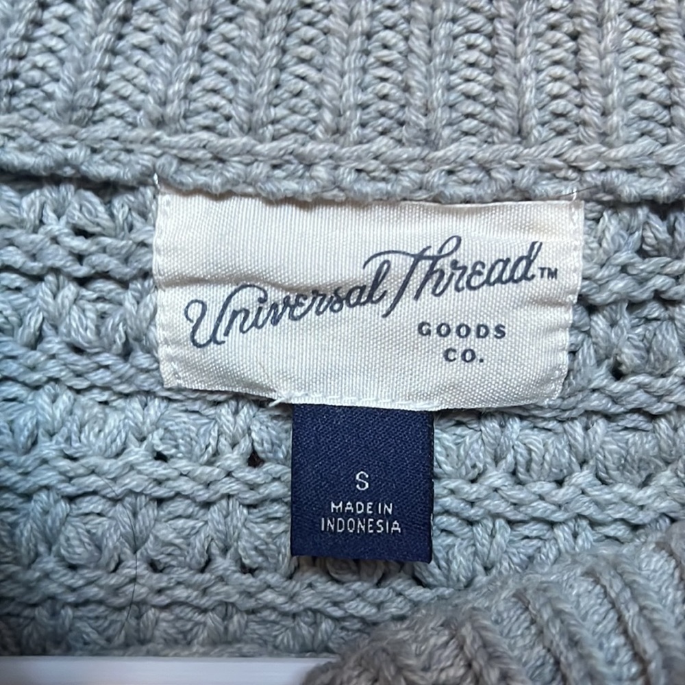Universal Threads Sweater - image 2